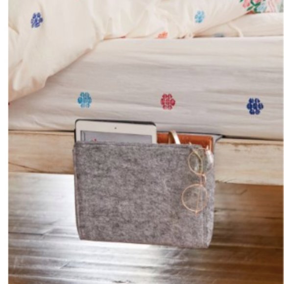 Urban Outfitters Kikkerland Design Bedside Caddy - Picture 2 of 2
